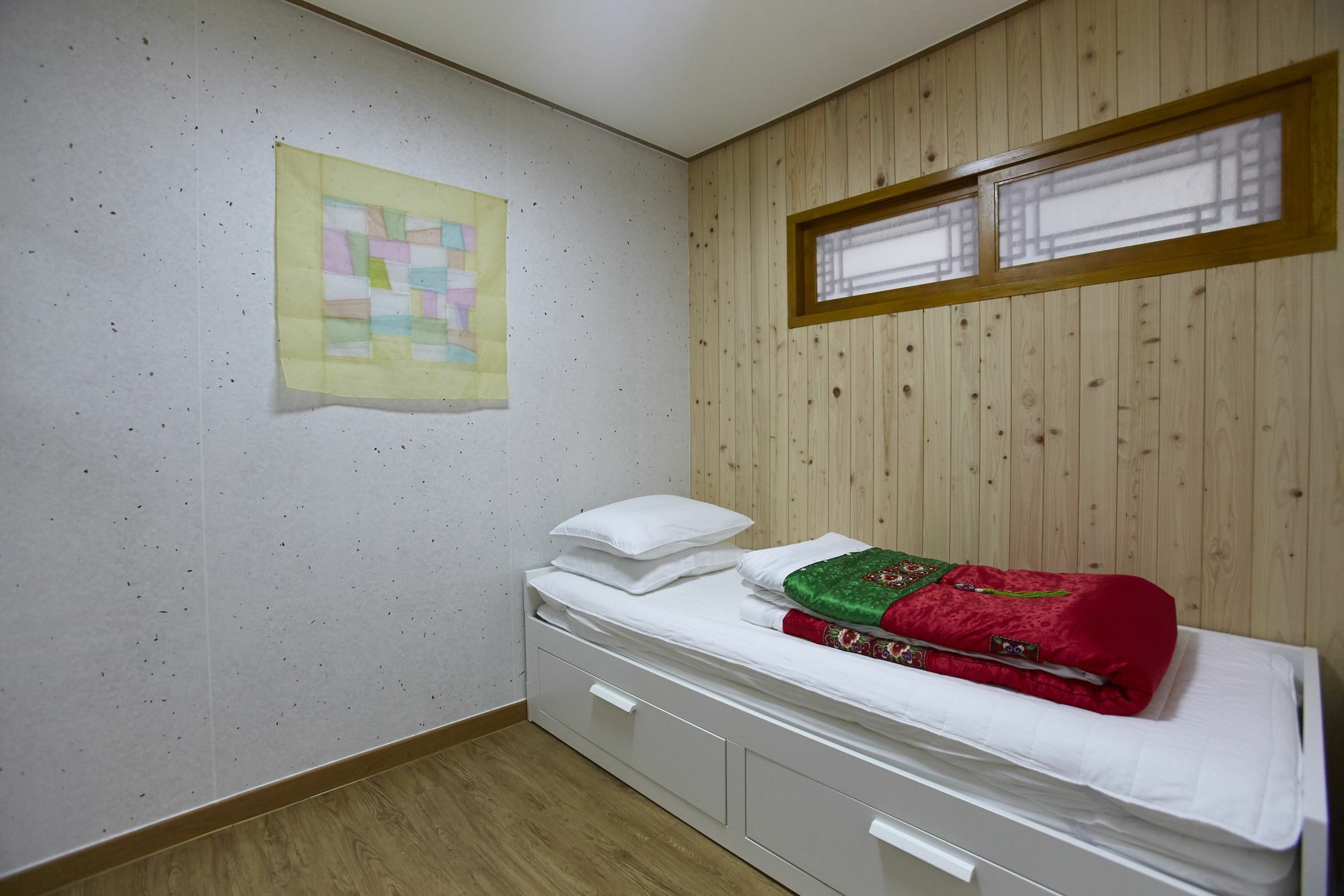 Go Woon Dang Hanok Hotel